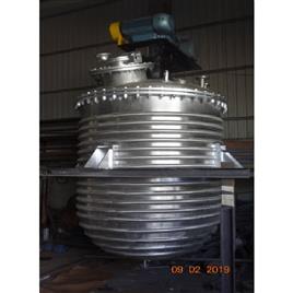 High-performance Limpet Coil Reactor ensuring uniform temperature control.